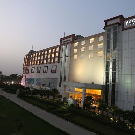Country Inn & Suites By Radisson, מיראט מראה חיצוני תמונה