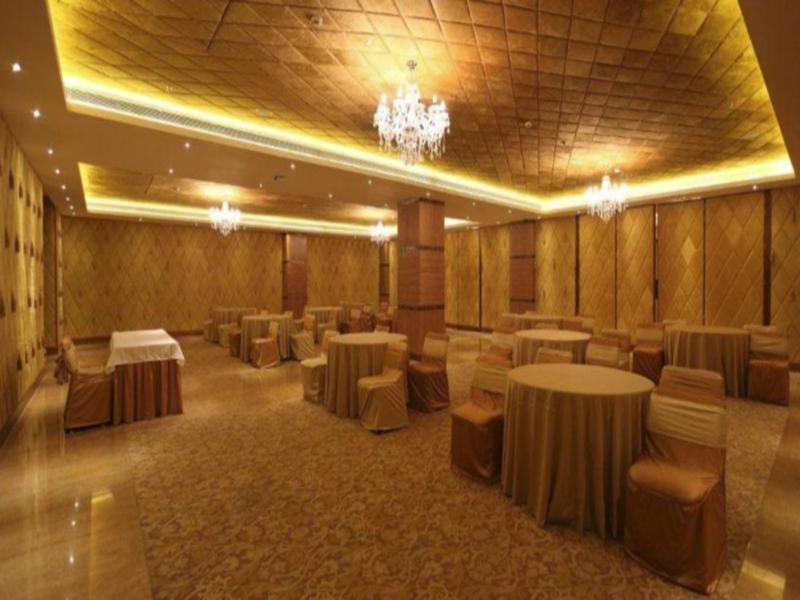 Country Inn & Suites By Radisson, מיראט מראה חיצוני תמונה